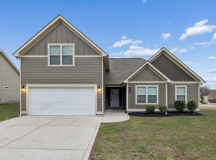 216 Fieldstone Ln, Springfield, TN 37172