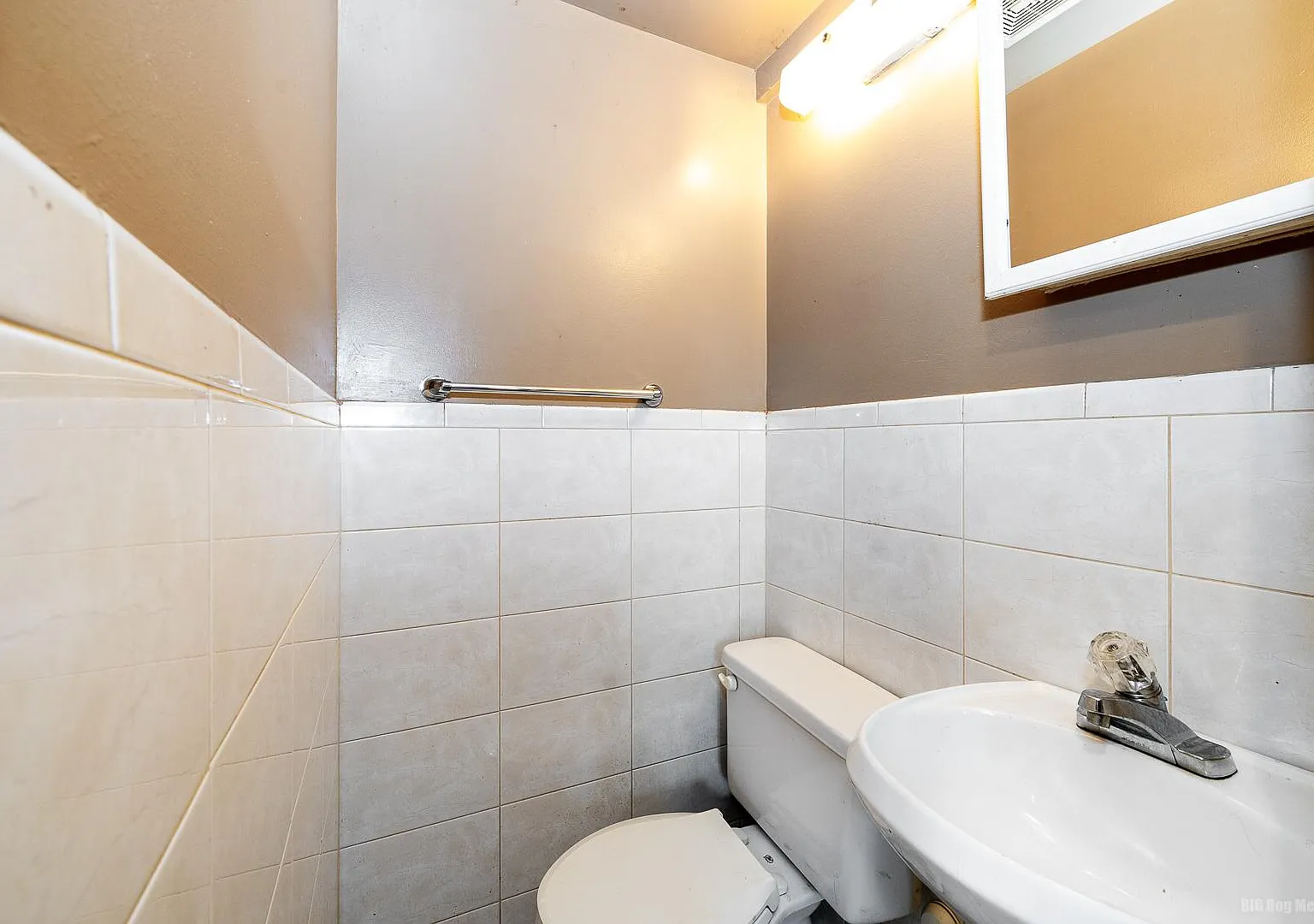 2 bed, 1.5 bath, 1238 sqft, $1,800 — Photo 4