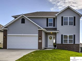 17217 Christensen Rd, Gretna, NE 68028