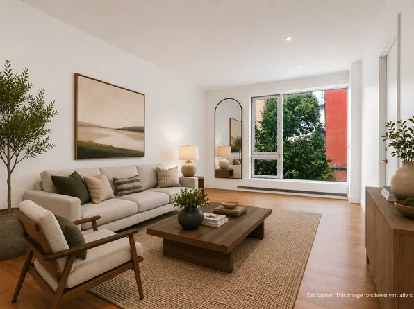 120 N 7th St APT 2E, Brooklyn, NY 11249