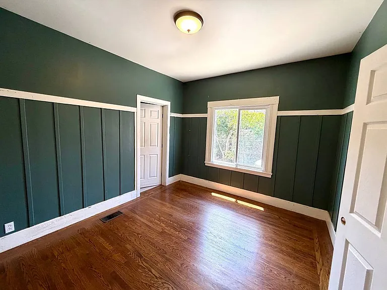 2611 Coolidge Ave — Photo 12
