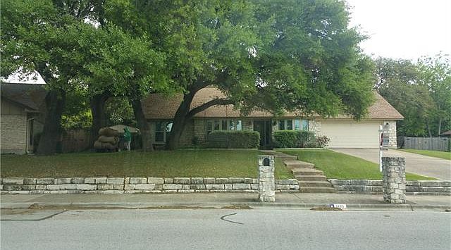 1st image of 1405 Deepwood Dr