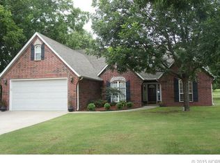 19935 Southpark Ave, Claremore, OK 74017