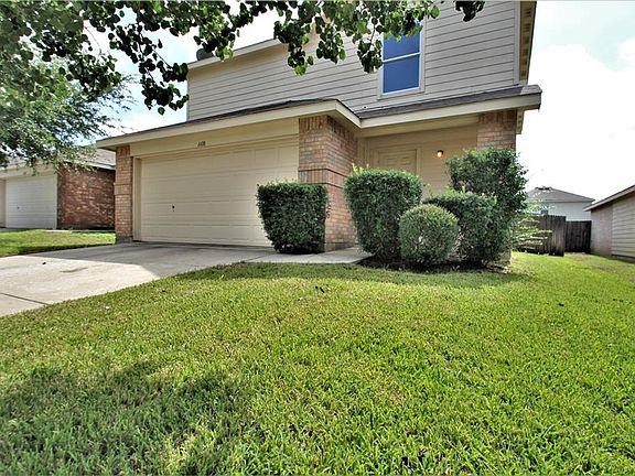 3rd image of 6608 Meadow Way Ln