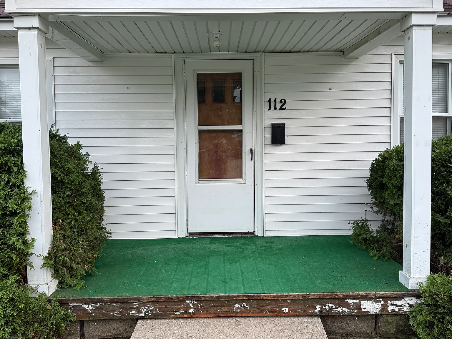 2 bed, 600 sqft, $1,100 — Photo 2