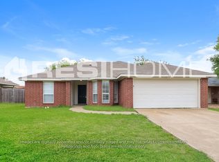 108 Apache Trl, Alvarado, TX 76009
