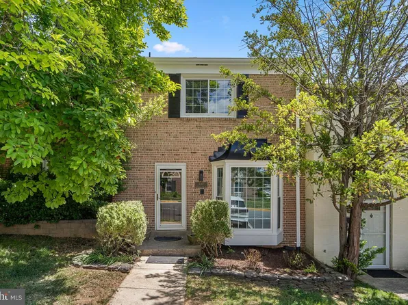 4543 Pinecrest Heights Dr, Annandale, VA 22003