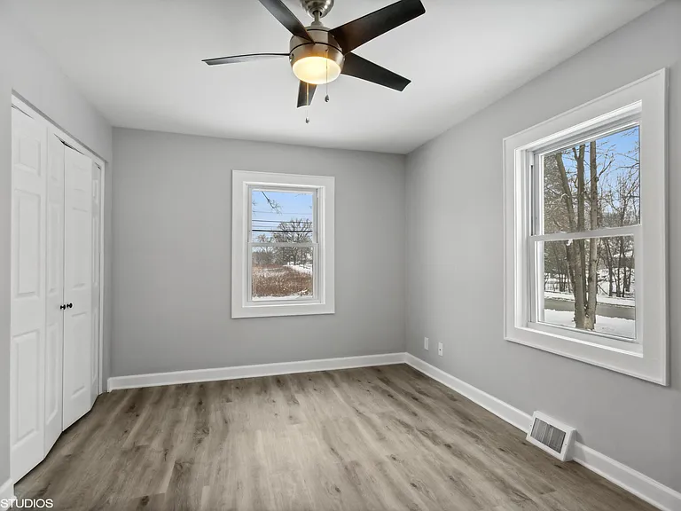810 S Jackson St — Photo 10