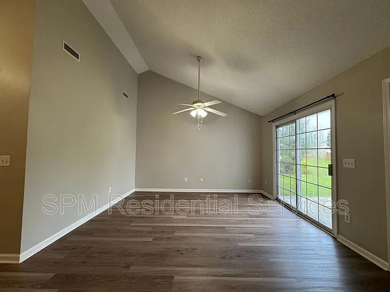3625 Merestone Dr — Photo 4