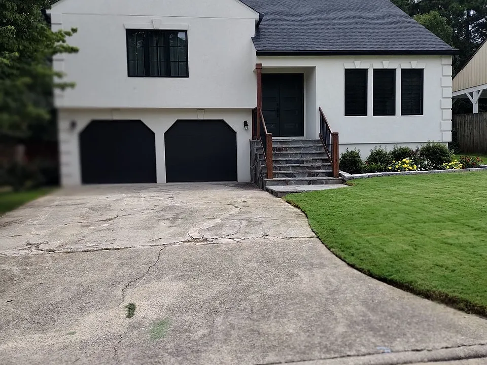 174 Bridgestone Dr