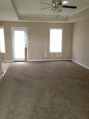 3291 N Senseney Cir — Photo 2
