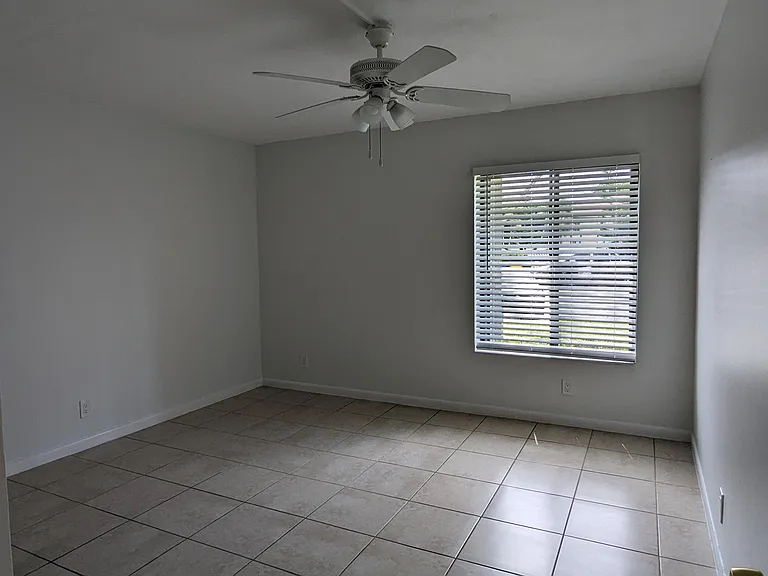 711 Sunny Pine Way #B1 — Photo 20