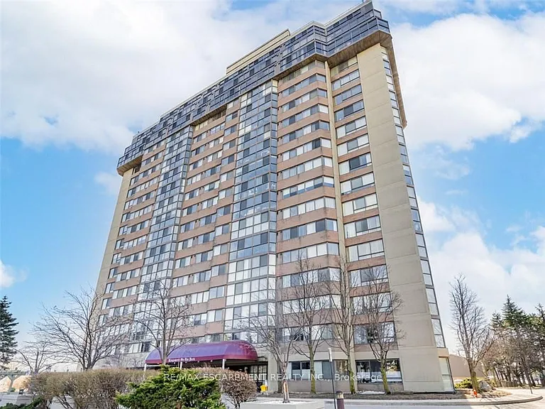 880 Dundas St W #UPH7 — Photo 1