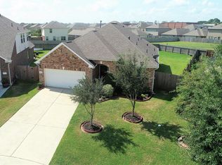 6826 Persea Ridge Ln, Dickinson, TX 77539