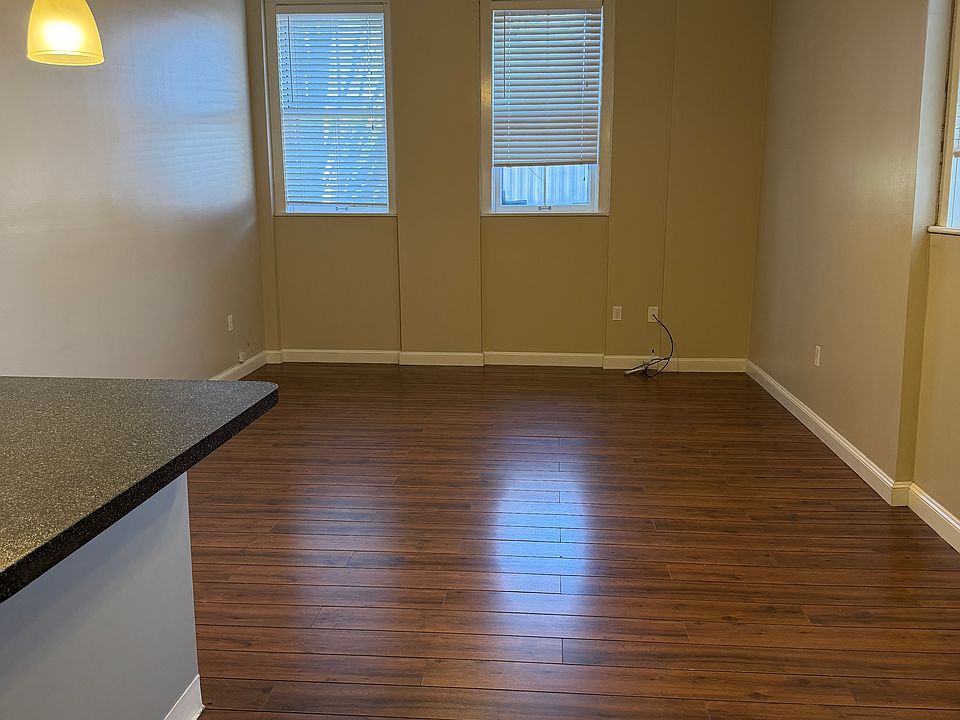 1st image of 1054 S Kingshighway Blvd APT D