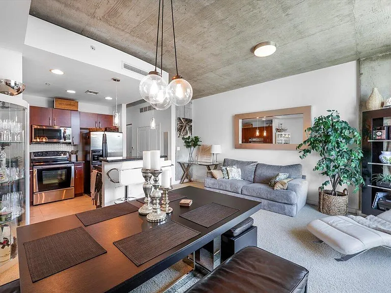 300 S Australian Ave #717 — Photo 4