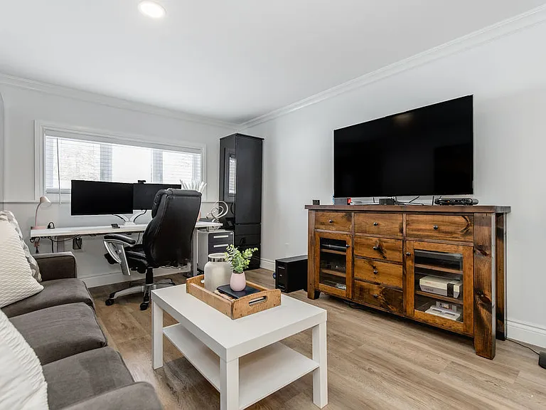 15 Sugarbush Rd — Photo 11