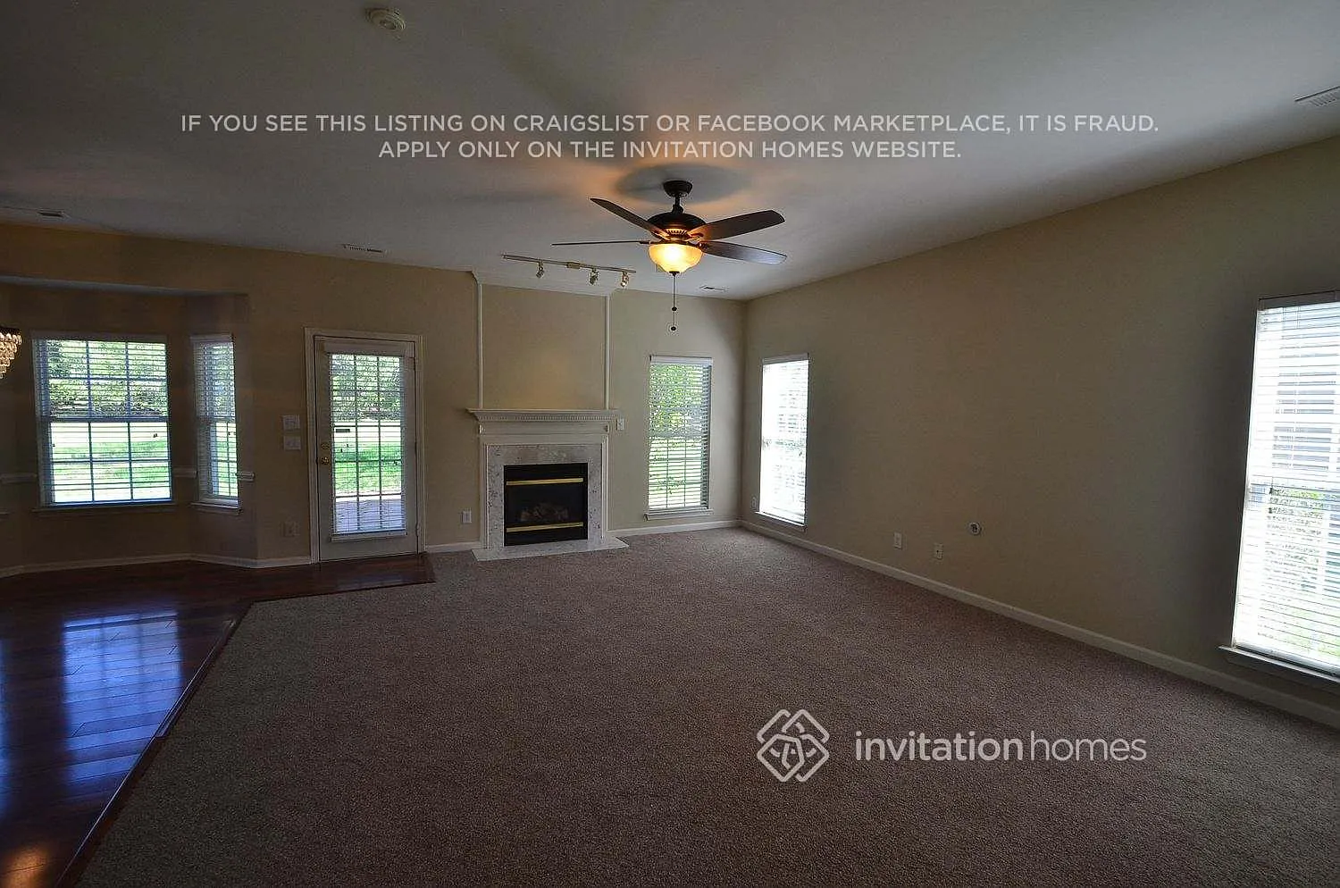 4418 Chadsworth Ct Charlotte, NC 28269 — Photo 4
