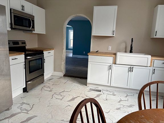 5th image of 1815 Sherman Ave