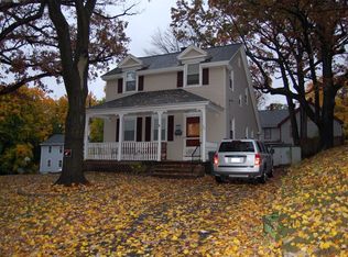 49 New St, Manchester, CT 06040