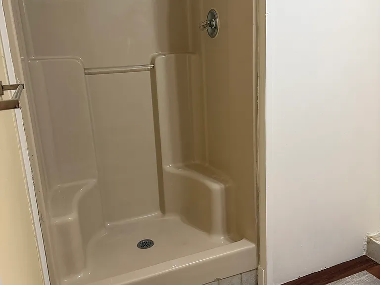 1315 Rockhill Cir — Photo 20