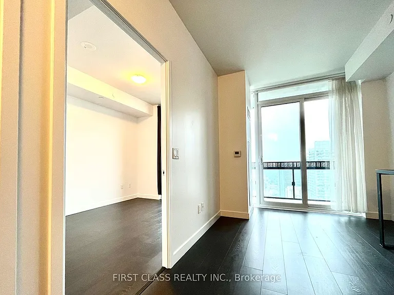 8 Eglinton Ave E #2909 — Photo 19