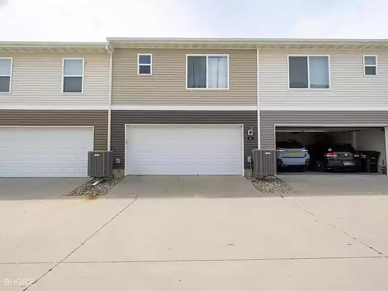 9055 Coneflower Dr #106 — Photo 31