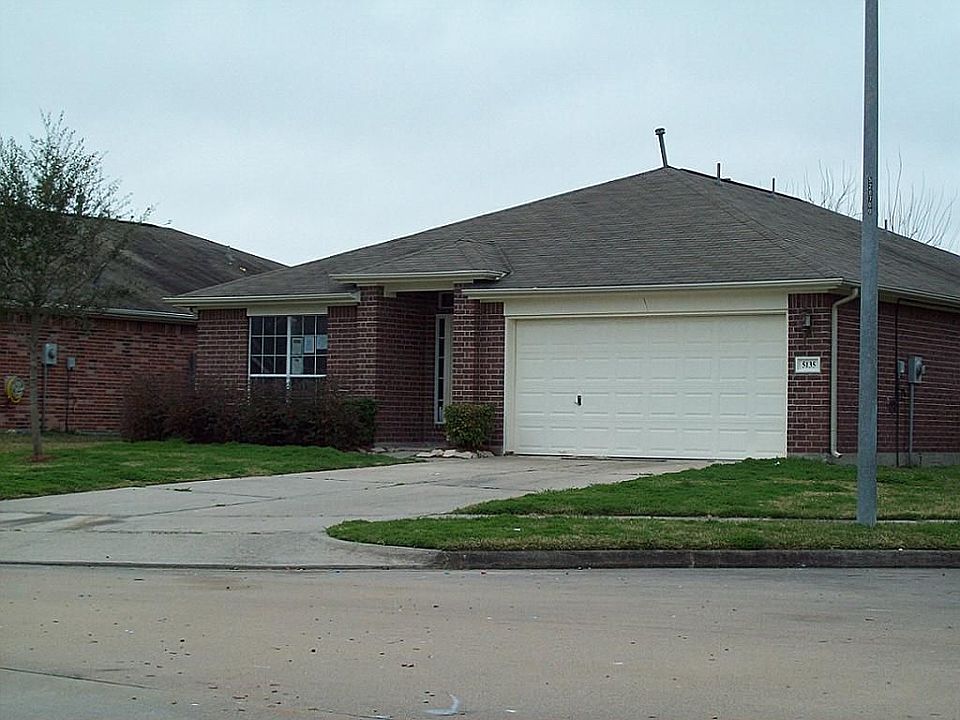 2nd image of 5135 Chase Park Cir
