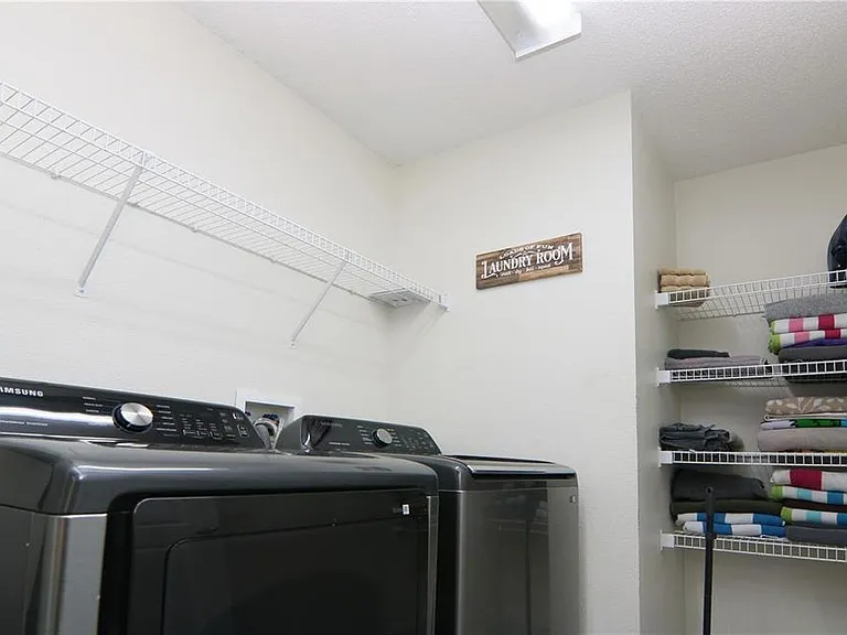 1470 Wedge Way — Photo 14