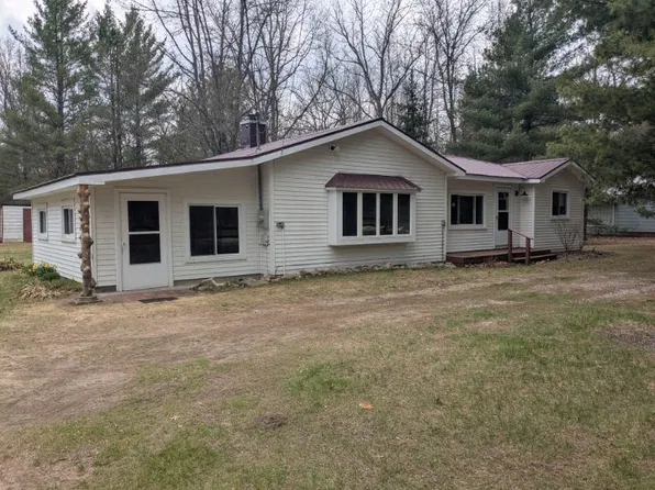7291 Blue Ox Trl, South Branch, MI 48761