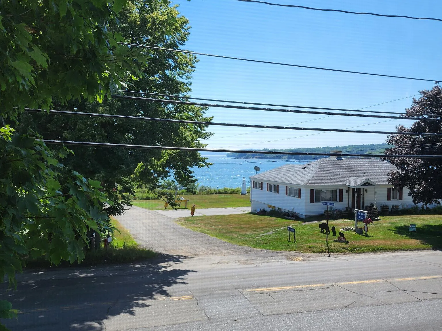 102 E Main St — Photo 3
