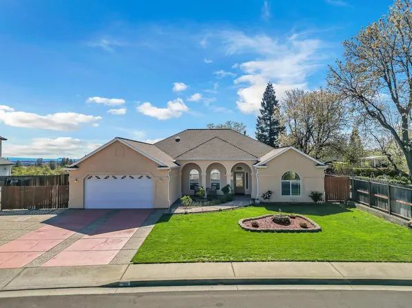 370 River Park Dr, Redding, CA 96003