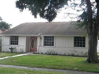 2nd image of 16036 Sharewood Dr
