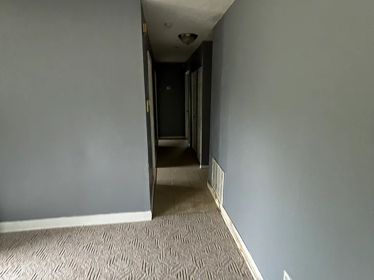 523 Saint Paul Dr — Photo 11