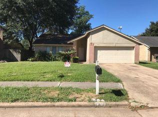 7535 Quiet Forest Dr, Houston, TX 77040