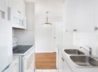 Calgary Place Apartments, Calgary, AB T2P 2A6