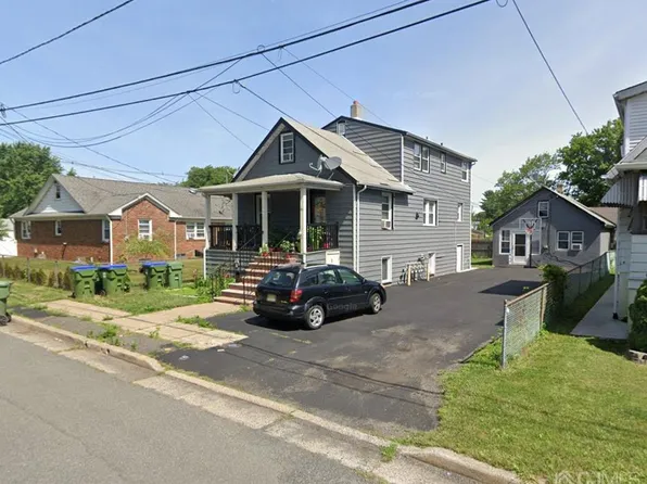 67 Foyer St, Edison, NJ 08817