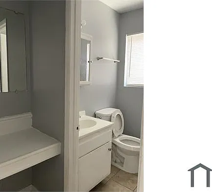 13418 Roselle Ave #2 — Photo 6