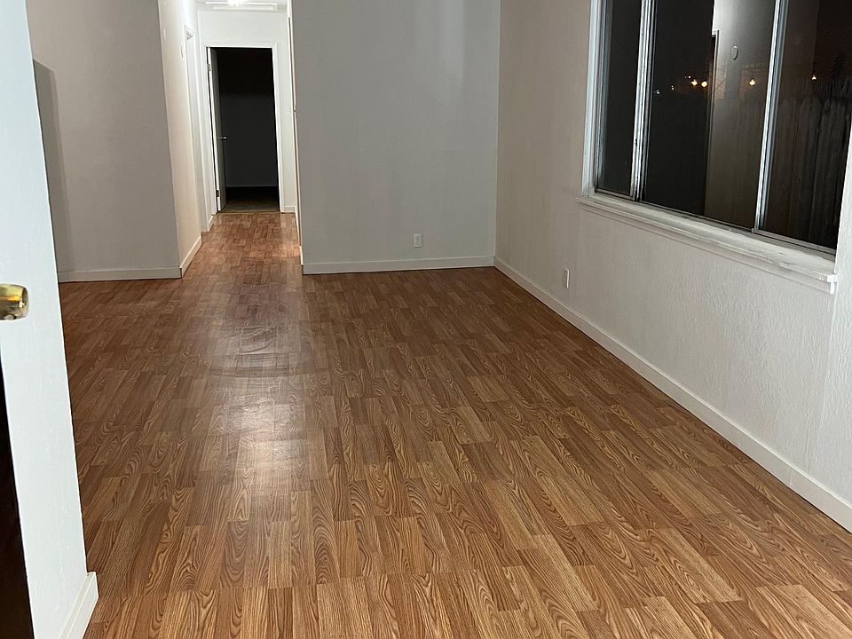 1st image of 109 S 23rd St