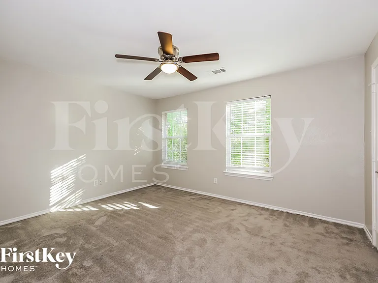7060 Chapelridge Dr — Photo 8