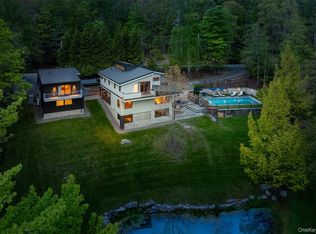 40 Mt Guardian Road, Bearsville, NY 12409
