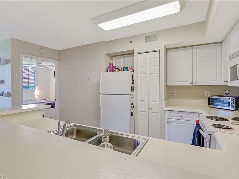 1265 Wildwood Lakes Blvd #106 — Photo 6
