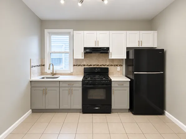 224 S 10th St Floor 2, Newark, NJ 07107