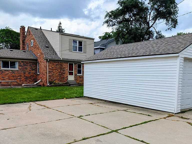 1409 Catalpa Dr #1 — Photo 22