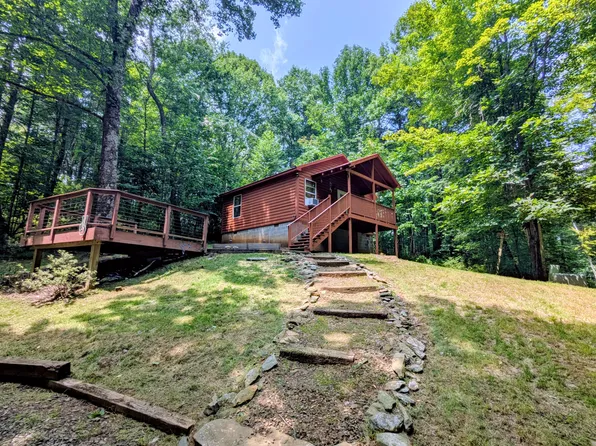135 & 137 Halls Store Rd SW, Willis, VA 24380