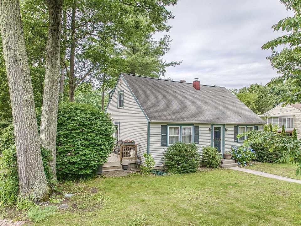 1st image of 9 Lancaster Drive