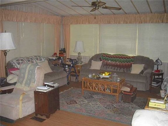 4th image of 3101 Opal Dr