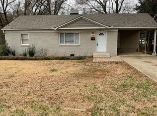 2728 Arnold Dr, Charlotte, NC 28205
