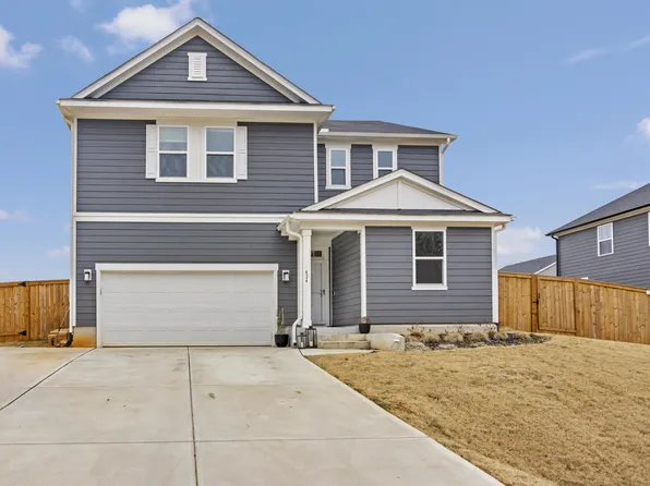 424 Thorny Branch Dr, Raleigh, NC 27603