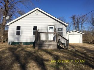 11 Cahokia St, Cahokia, IL 62206